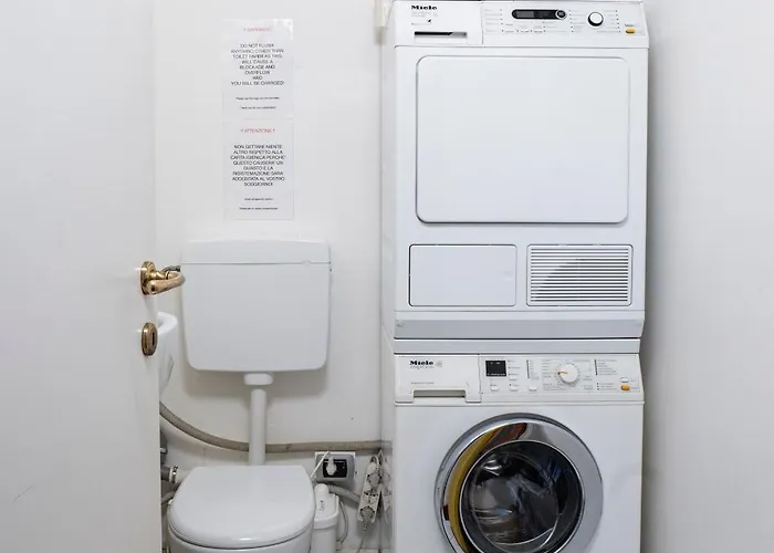 Sunshine-filled On Subway Apartamento Milán