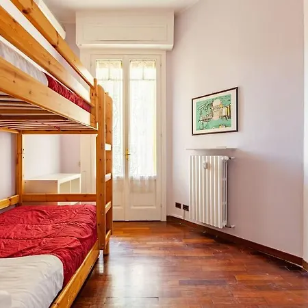 Apartamento Sunshine-filled On Subway Milán